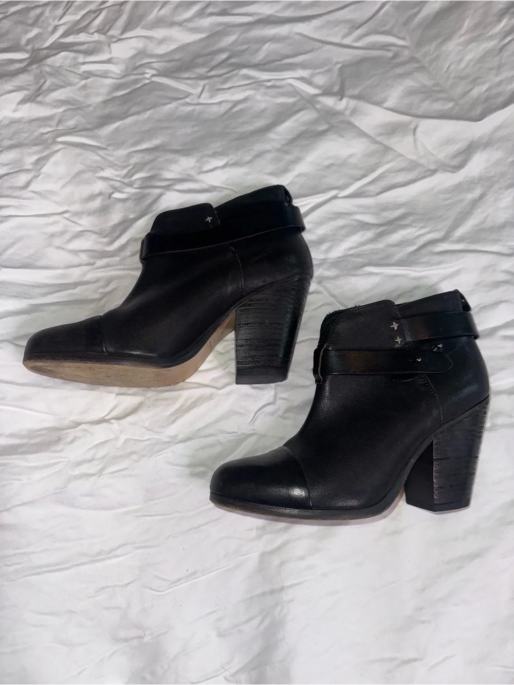 Rag & Bone Harrow Leather Ankle Boots Size 37 Black Cap Toe Strap